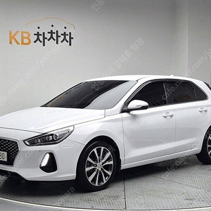 현대 i30 중고 i30 흰색 2018년식 57,601km 1.4 터보 프리미엄 중고차의 모든것