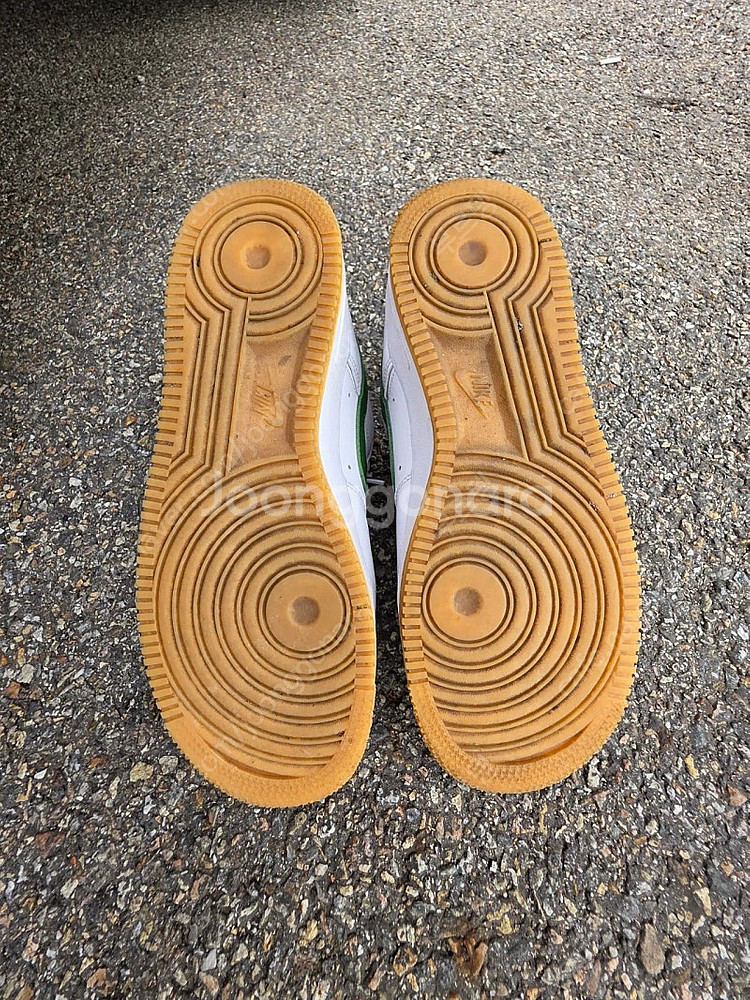 나이키 에어포스 로우레트로그린 270mm 나코탭--3