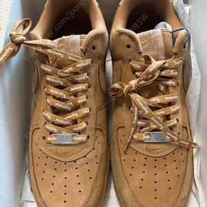 나이키x슈프림 된장포스275사이즈