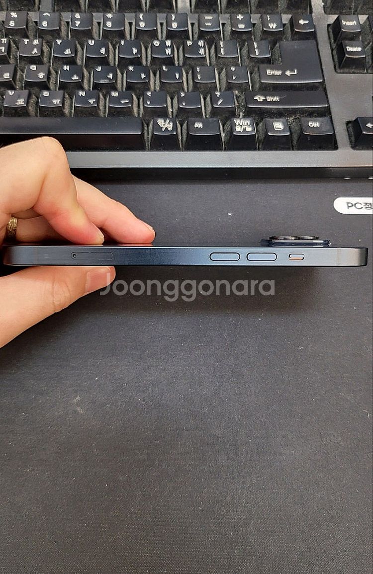 아이폰14 블랙 128GB 상태좋은 중고42만팝니다.--4