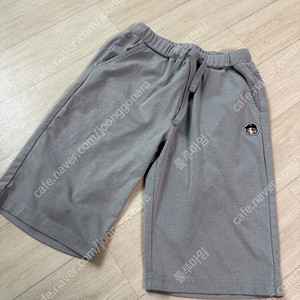 헤지스 키즈 반바지 판매해요.(신축성 좋은 츄리닝 재질)