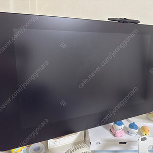 와콤 신티크 프로 24 DTK - 2420 + 베사 마운트 포함 판매합니다