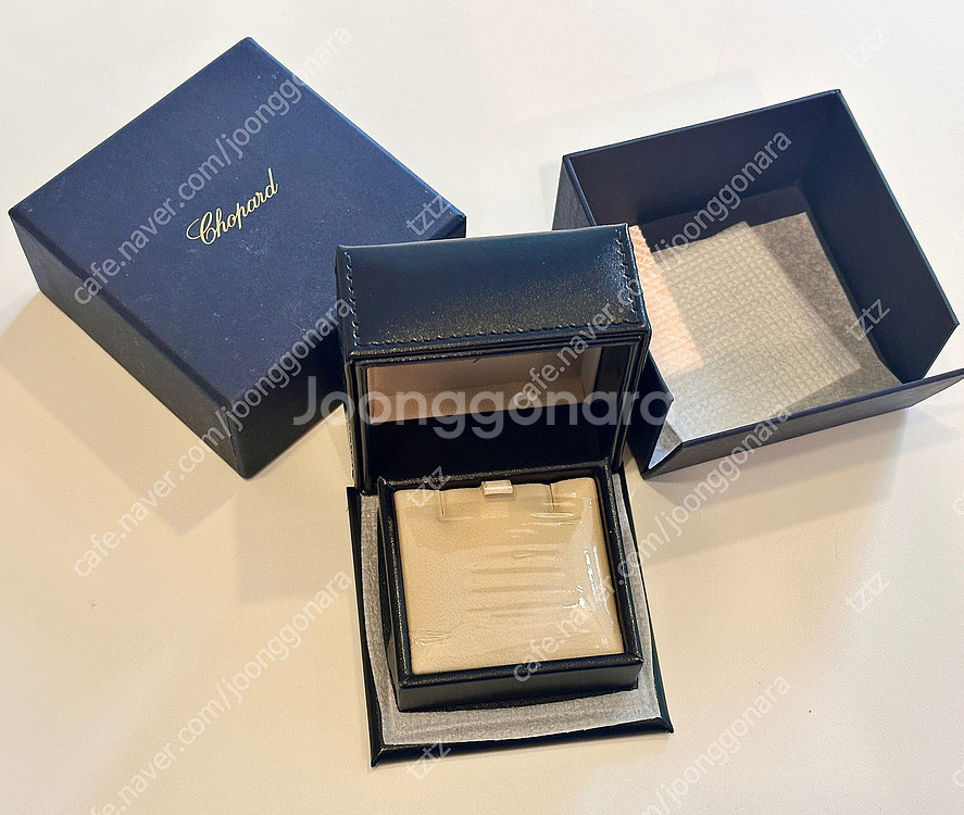 정품 ] Chopard 쇼파드 반지 박스 , 쇼파드 귀...--5