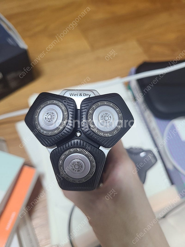 필립스 전기면도기 s5898 팝니다--1
