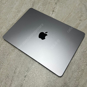 M2 맥북에어 13인치 스페이스그레에 램8G, SSD 512G