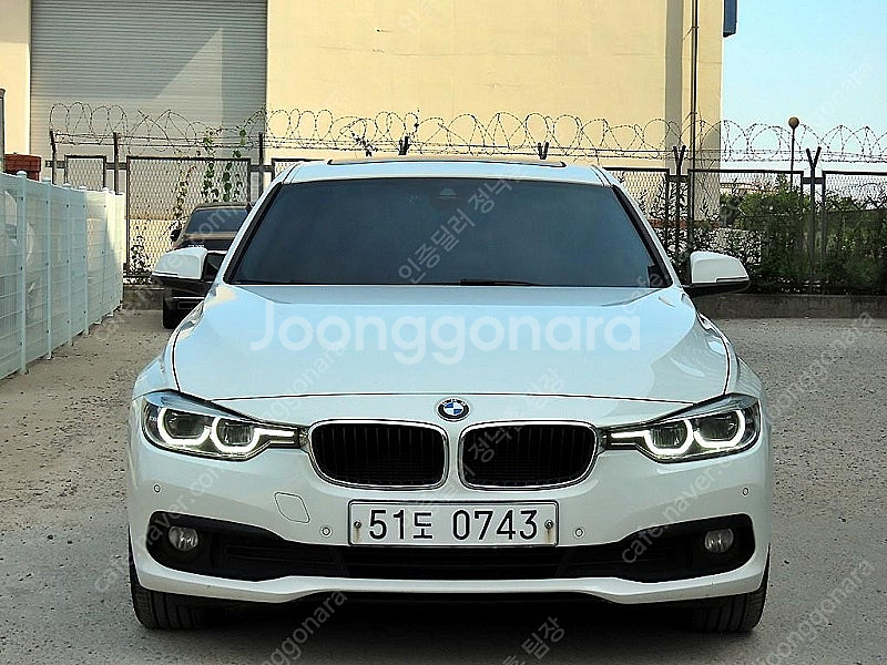BMW 3시리즈 중고 BMW 320d 중고승용차 3시리...--0