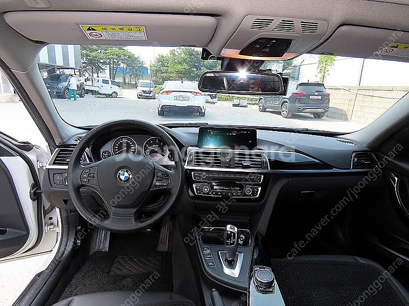 BMW 3시리즈 중고 BMW 320d 중고승용차 3시리...--8