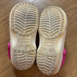 크록스 헬로키티 샌들 w7 240