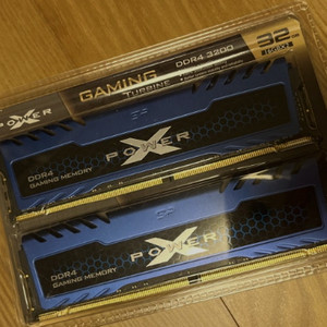 [팝니다] 새제품 미개봉 Silicon Power DDR4 32GB (16GBx2) 터빈 3200MHz (PC4 25600) 288핀 CL16 1.35V UDIMM 데스크탑 메모리