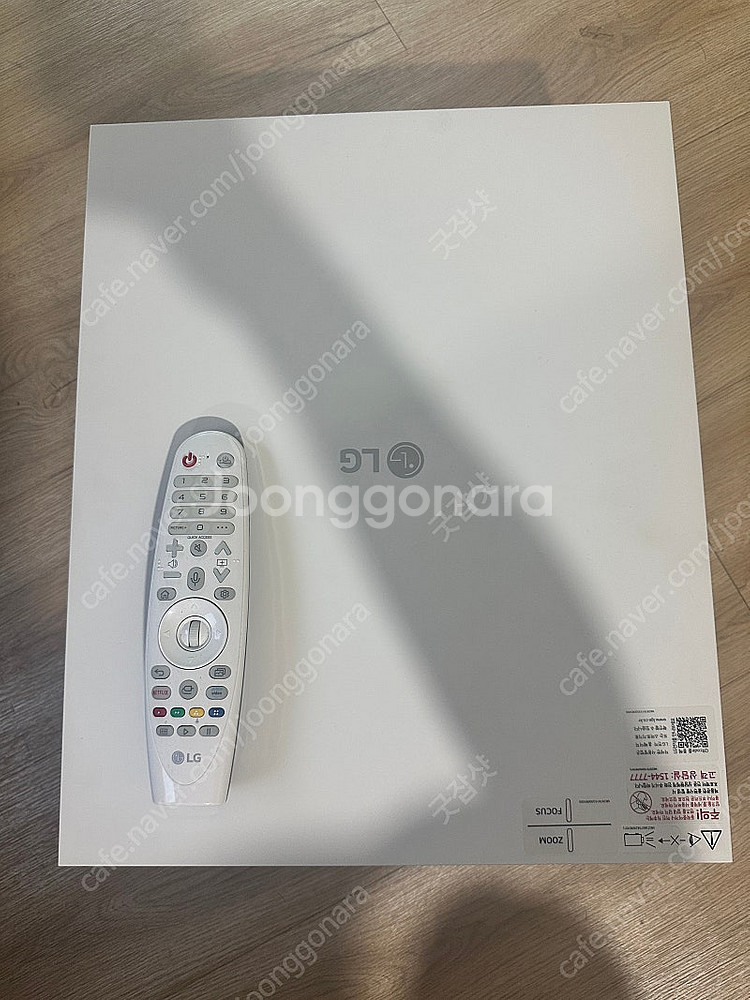 Lg 시네빔 hu810pw 4K 빔프로젝터--1