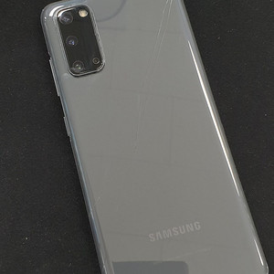 갤럭시 S20 그레이 128기가 20년 4월개통 무잔상 파손폰 9만에판매해요