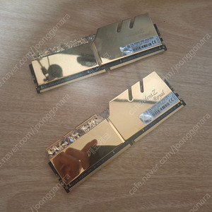 지스킬 로얄 골드 16x2 32gb 3200 cl16
