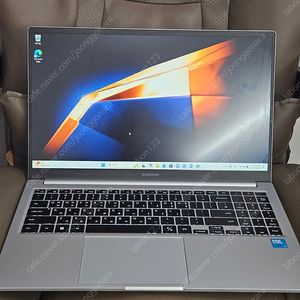 갤럭시북4 코어5(i5) 256G 미사용급 처분