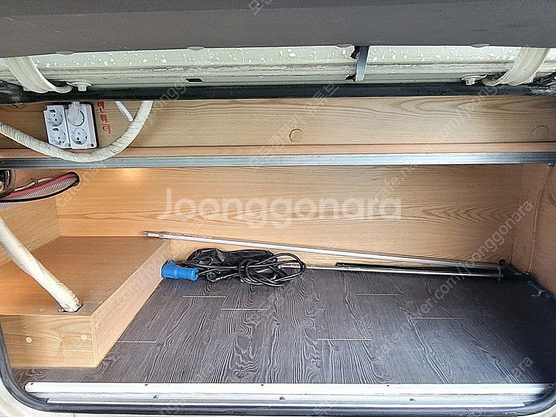 14년 뉴카운티4인승캠핑카(오토,인산철1200A+에코원...--6