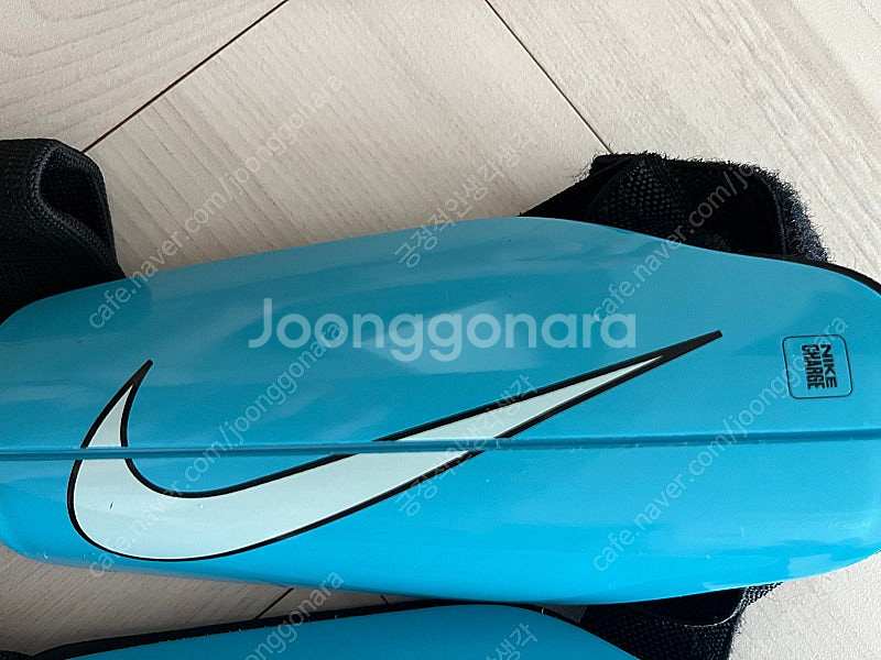 나이키씬가드,나이키정강이보호대,아디다스축구양말4개 (일...--2