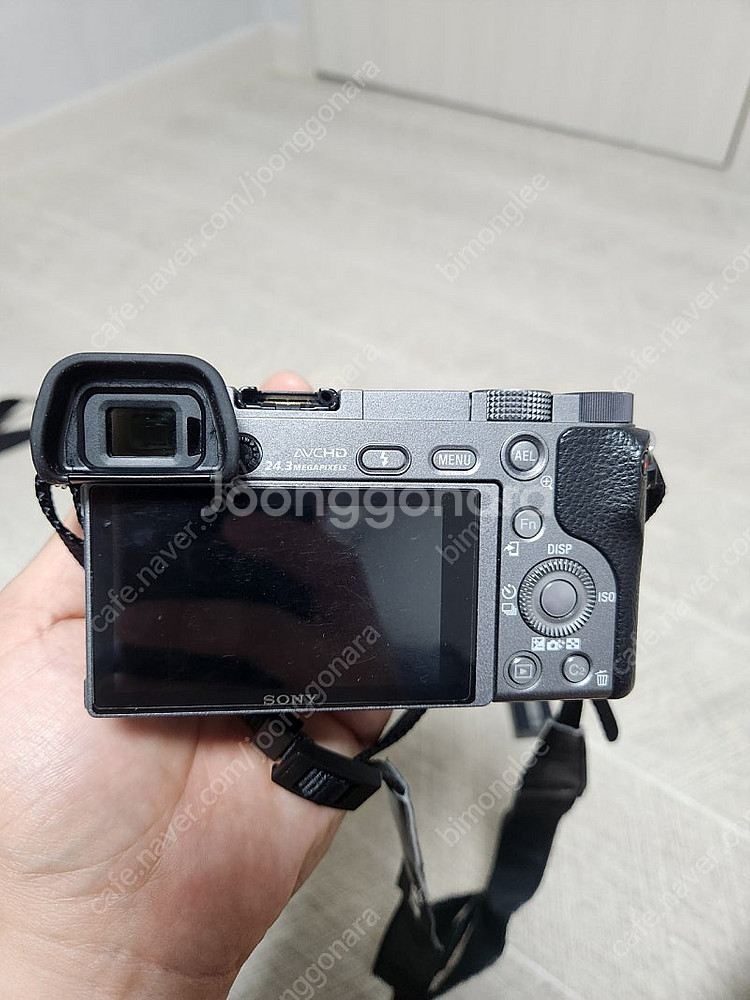 소니 a6000+번들렌즈+시그마 16mm 1.4 일괄판...--1