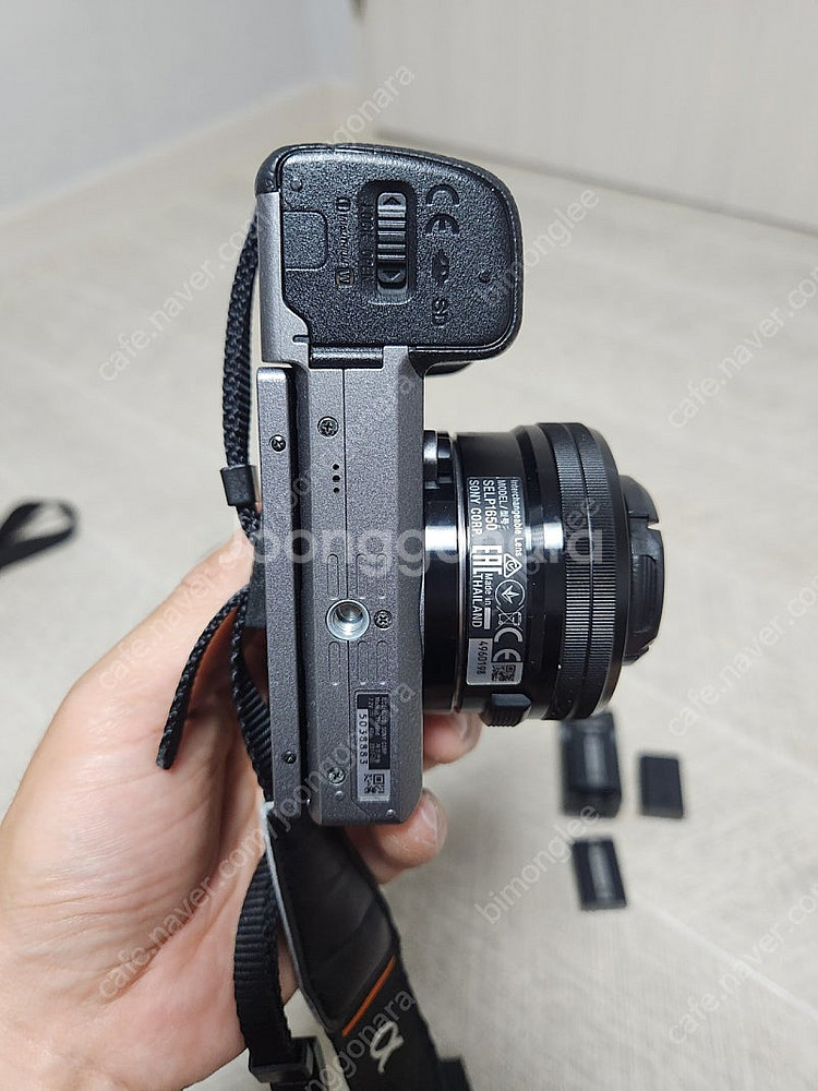 소니 a6000+번들렌즈+시그마 16mm 1.4 일괄판...--3