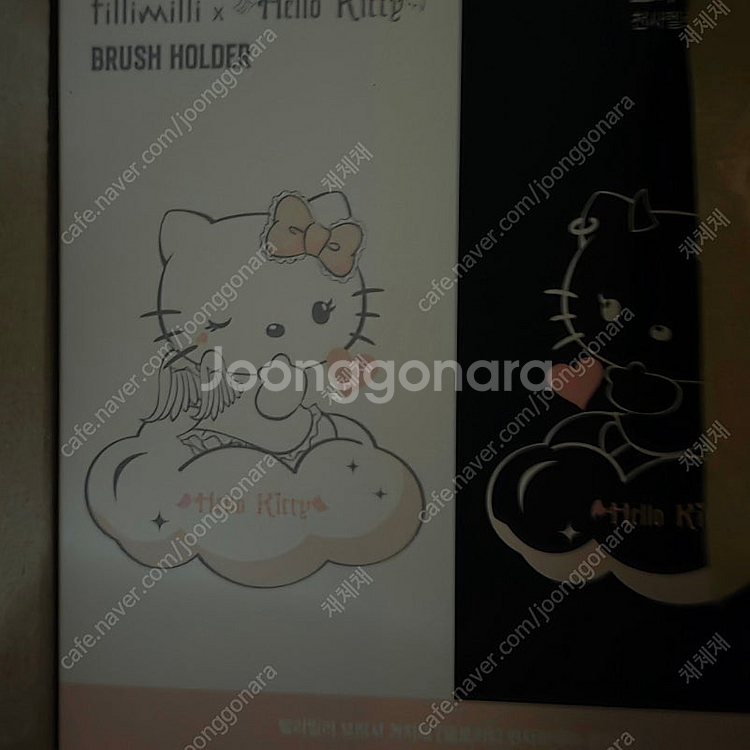 필리밀리 헬로키티 거치대 악마 키티 판매--0
