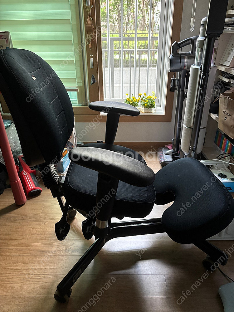 니스툴 닐링체어 NS750AR--3