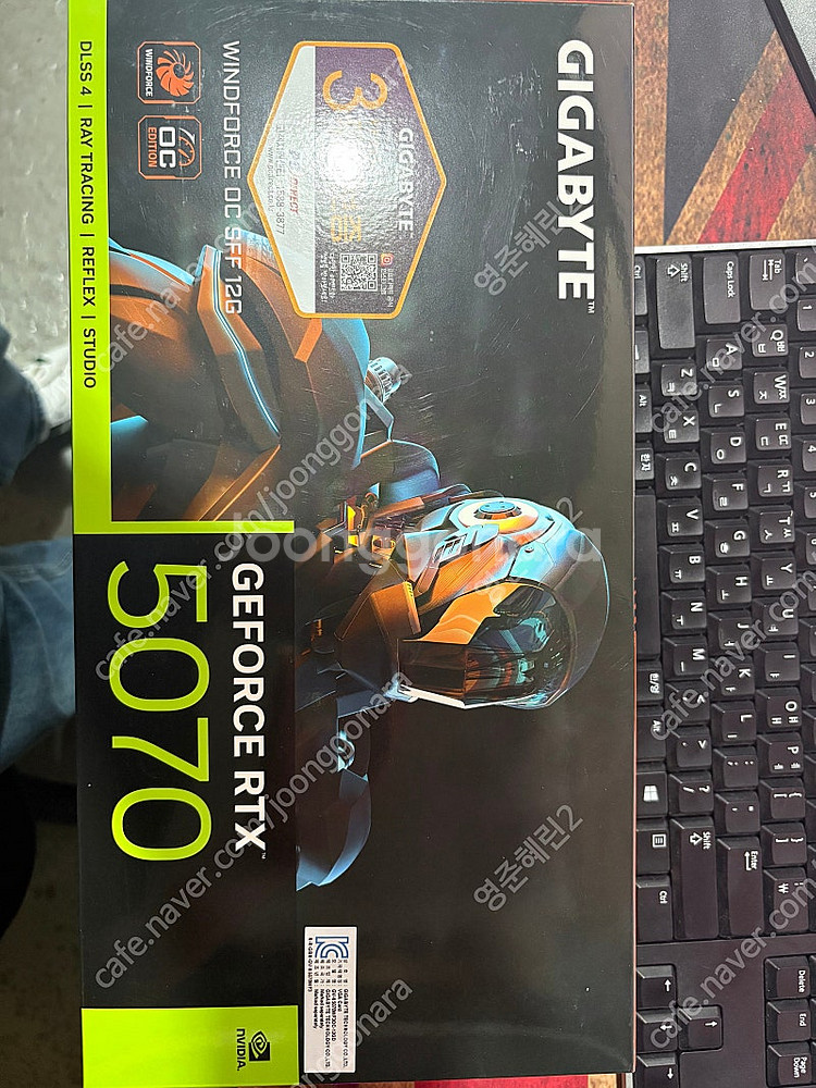 GIGABYTE 지포스 RTX 5070 WINDFORC...--0