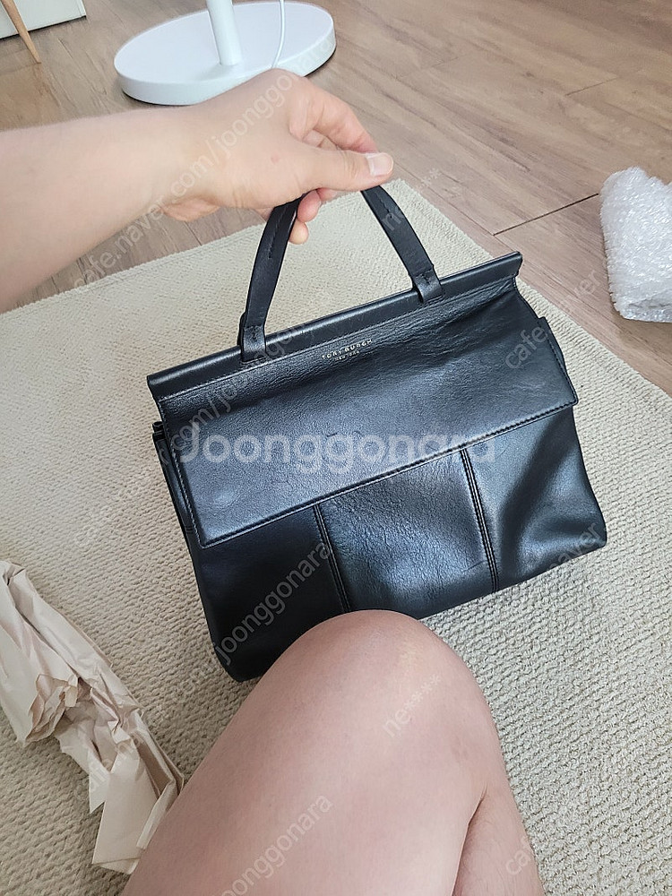 토리버치 블랙 토트백(2020년도 구입) 팔아요~!--0