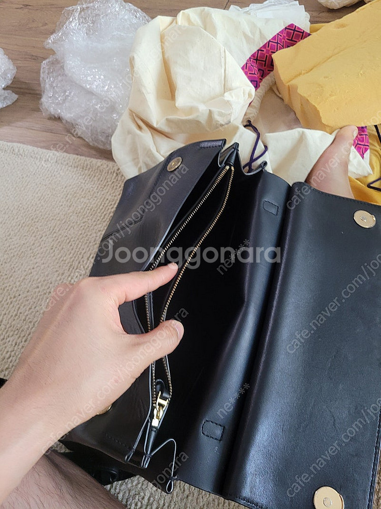 토리버치 블랙 토트백(2020년도 구입) 팔아요~!--7