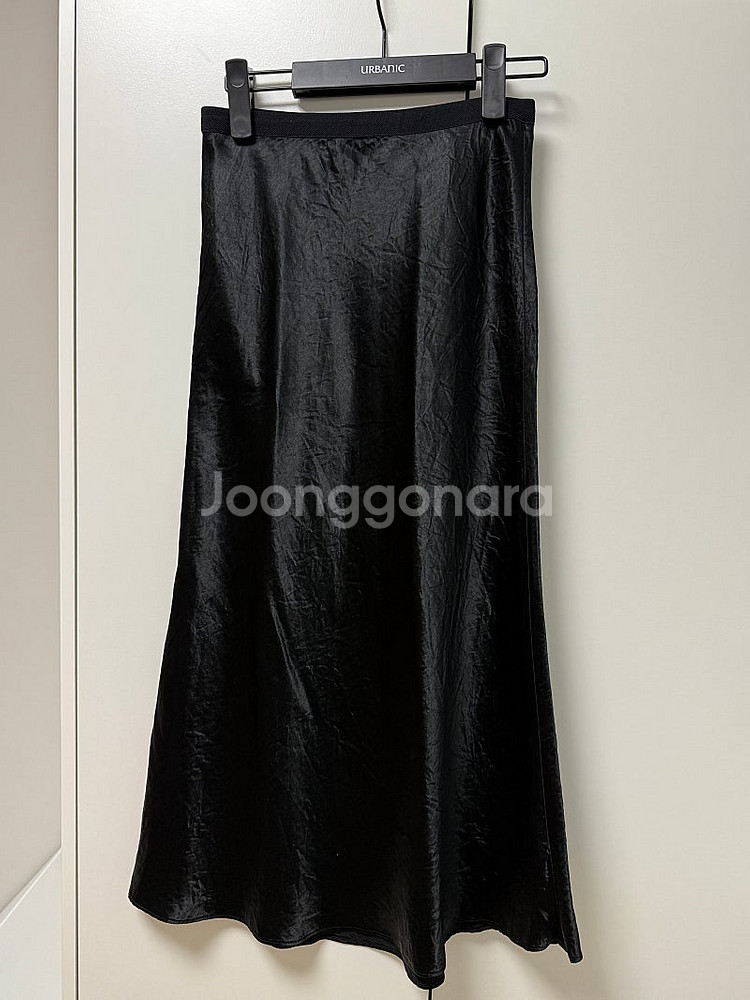 얼바닉30 Satin Skirt 사틴스커트 (블랙/S)--0