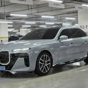 BMW i7 중고 bmw i시리즈 중고 회색 2023년식 39,341km xDrive 60 M 스포츠 인디비주얼 중고차 구매 후기