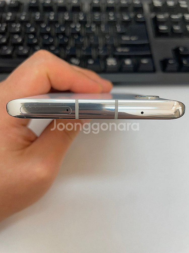 LG벨벳 화이트 128GB 상태좋은 중고9만팝니다.--3