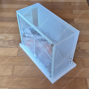 PC 케이스 (matx, itx) 미사용품 팝니다. (m-atx)