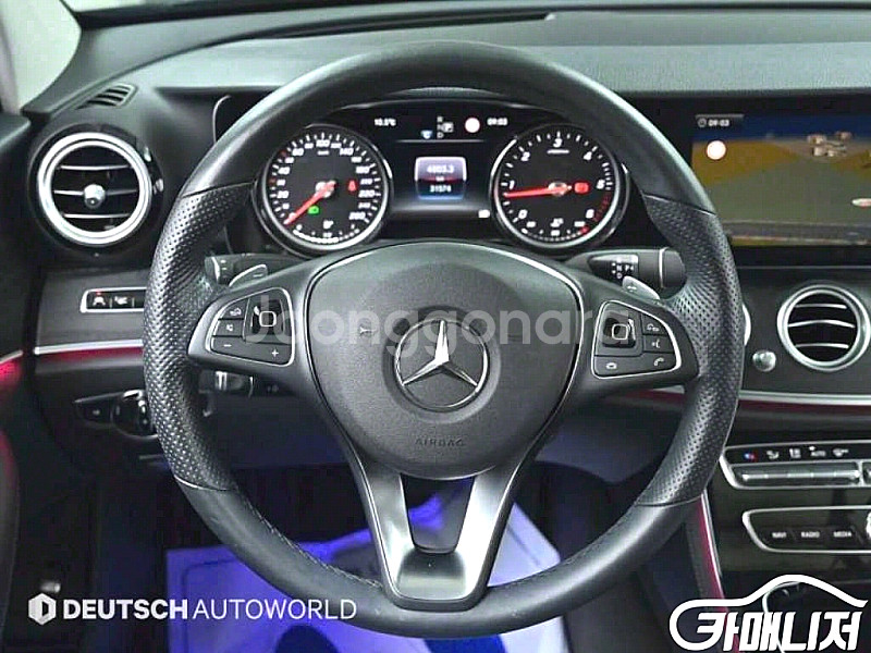 벤츠 E-클래스 W213 E220d 아방가르드 중고 E...--4