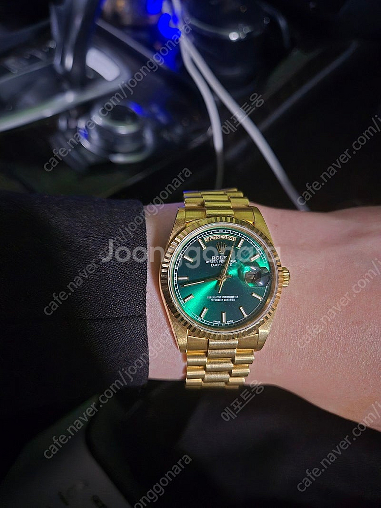 로렉스 데이데이트 18238 금통 36mm 그린판--0