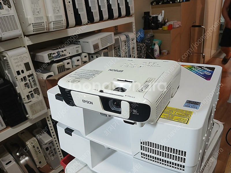 cp-f500 wuxga 5000안시빔프로젝터10만원에...--0