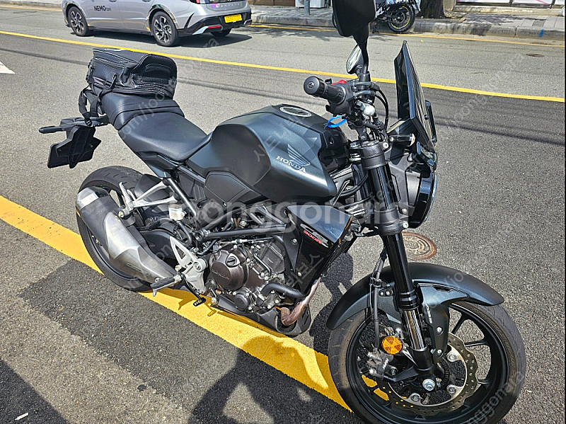 혼다 cb300r 블랙 판매합니다--2