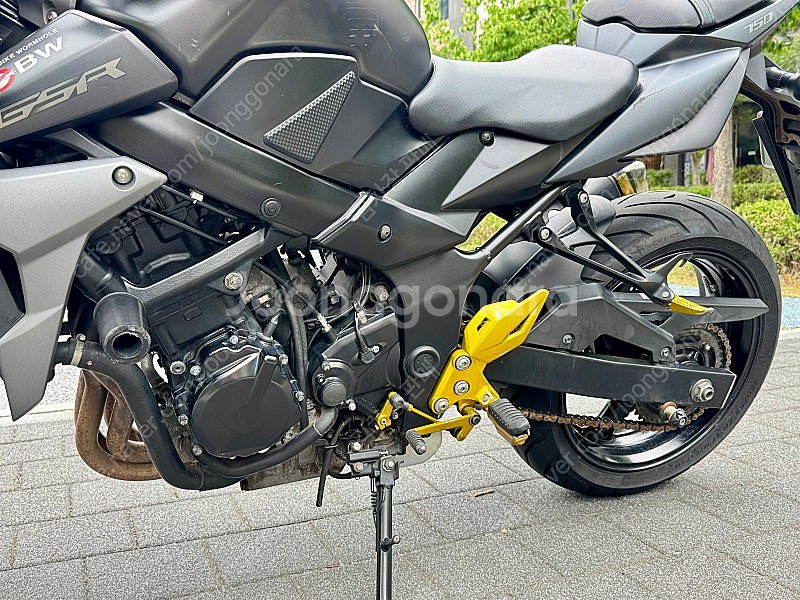 스즈끼 GSR-750 16년식 판매합니다.--9