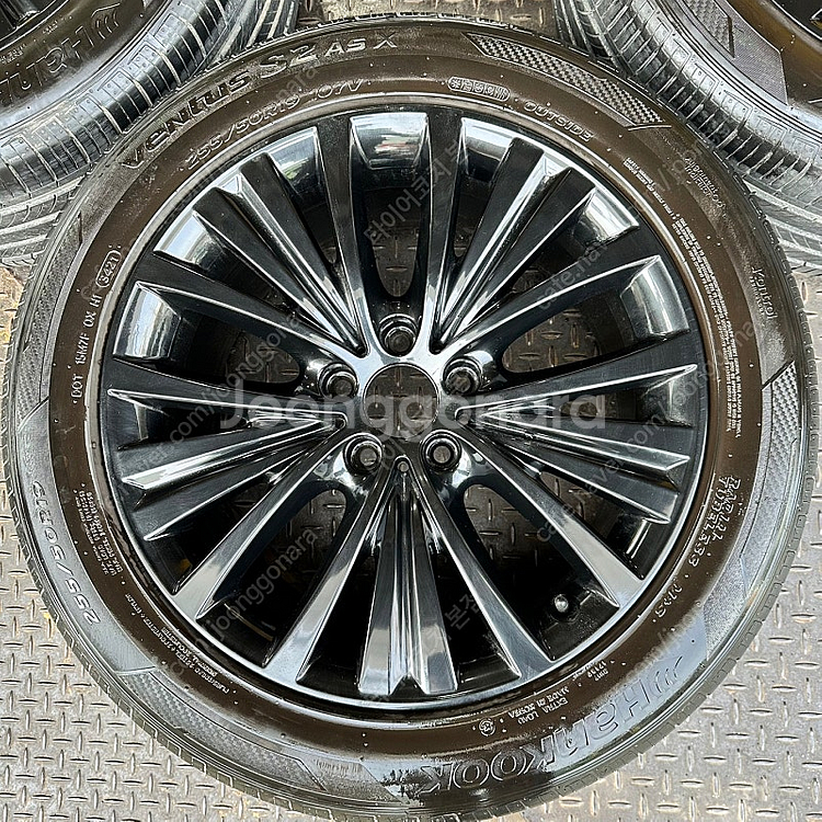 19인치 BMW X5 F15 유광블랙 순정휠타이어 1대...--3