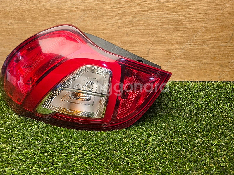 뉴코란도C 운전석 LED 테일램프 후미등 5만원--1