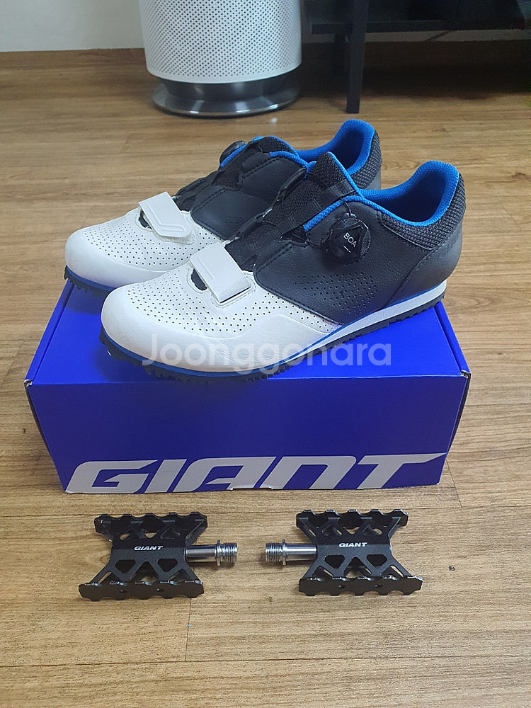 자이언트 프라임 평페달화 울트라 라이트 평페달 자전거용품 카본로드 하이브리드--0