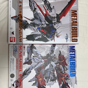 메탈빌드 에일스트라이크+메탈빌드 건배럴스트라이커