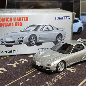 토미카 리미티드 빈티지 토리빈 rx-7 fd3s