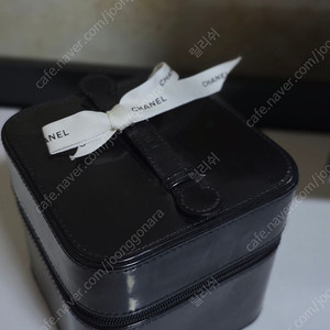 샤넬 메이크업 박스 연말 뷰티 선물