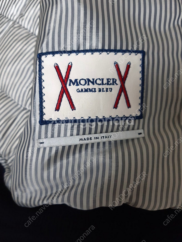 몽클레어 톰브라운 콜라보 감마블루 패딩 조끼--4