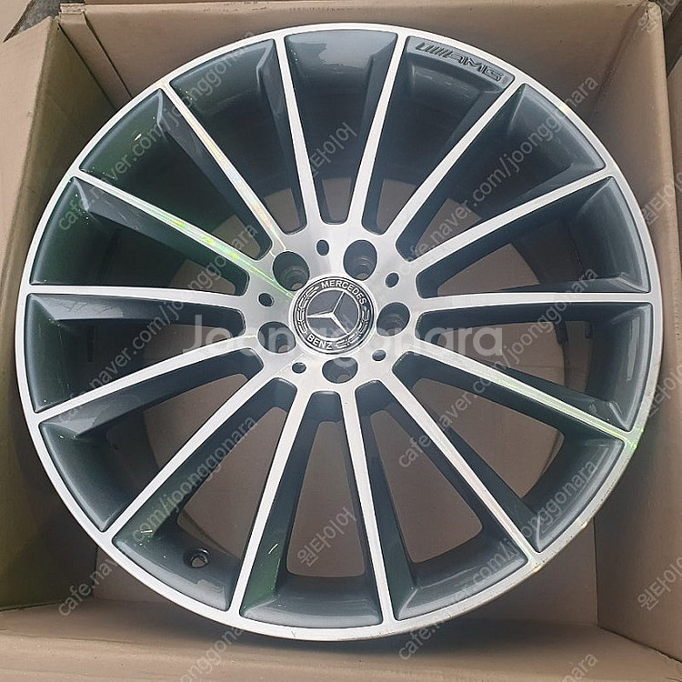 벤츠 CLS AMG 20인치 정품 신품 타이어 한대분 ...--3