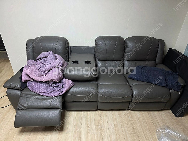 리클라이너 가죽 소파--1