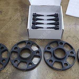 (신품급) 레이싱라인 15mm 휠 허브스페이서(허브57.1mm) + 롱볼트(블랙) / (앞,뒤 한대분)-(가격수정)