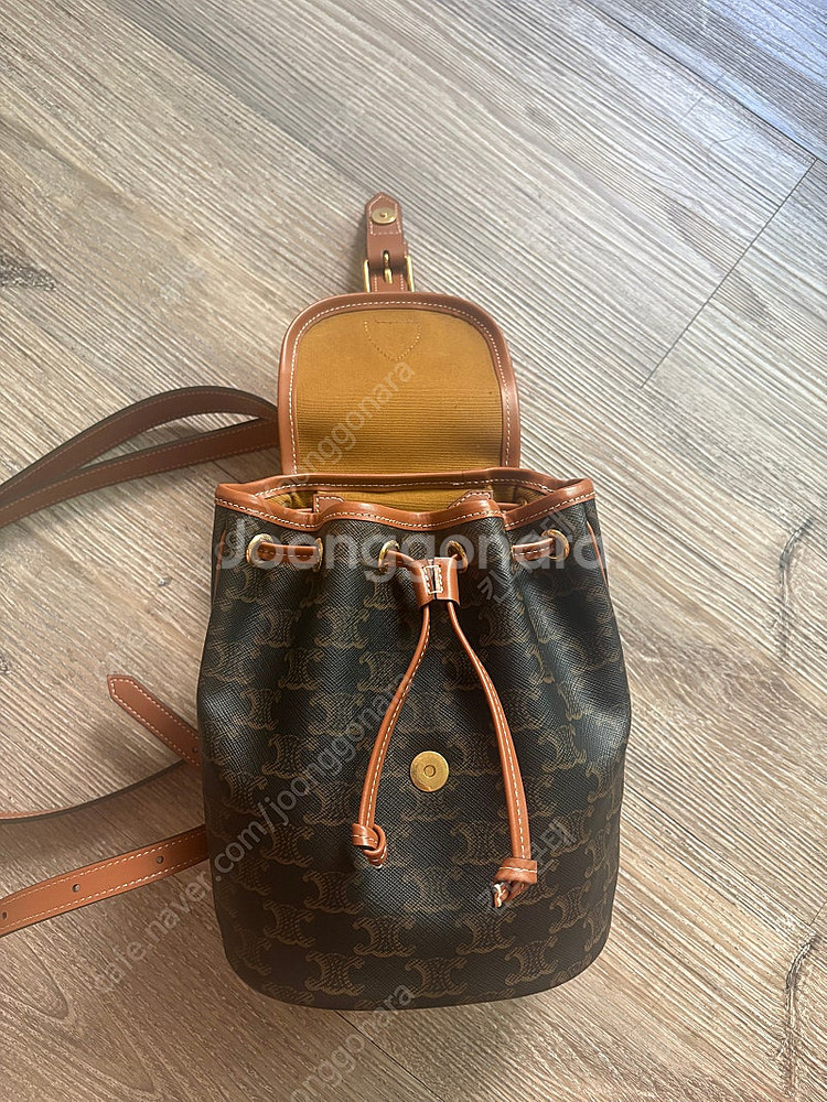 셀린느 미니백팩--0