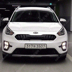 기아 니로 중고 니로 더 뉴 니로 중고차 2021년식 38,005km 1.6 HEV 프레스티지 수원중고차