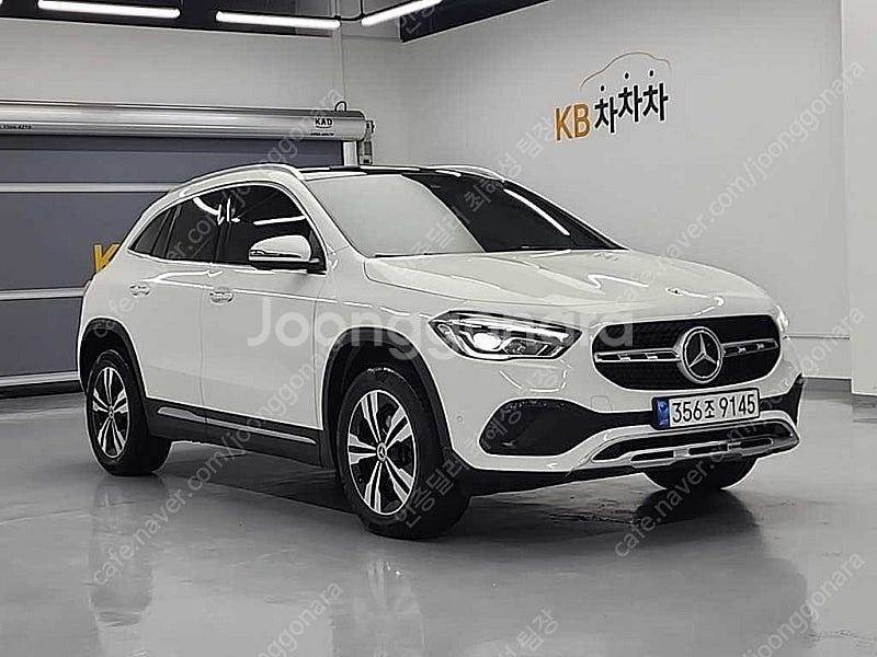 벤츠 GLA 중고 벤츠 GLA클래스 중고 2021년식 GLA220 중고차카페--4