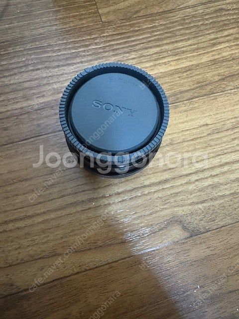 소니 SELP 1650 3.5-5.6 렌즈 팝니다--0