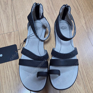 어그 UGG 신발 샌들 플립플랍 블랙 250-255